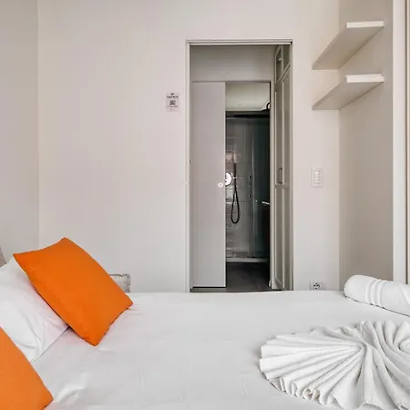 Apartament Large Milan's Navigli - 5 Gu... Mediolan