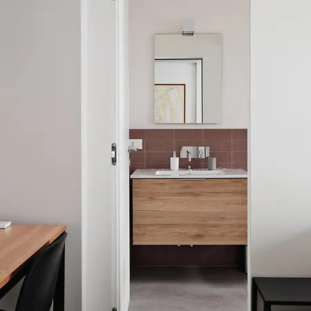Apartament Large Milan's Navigli - 5 Gu... Mediolan